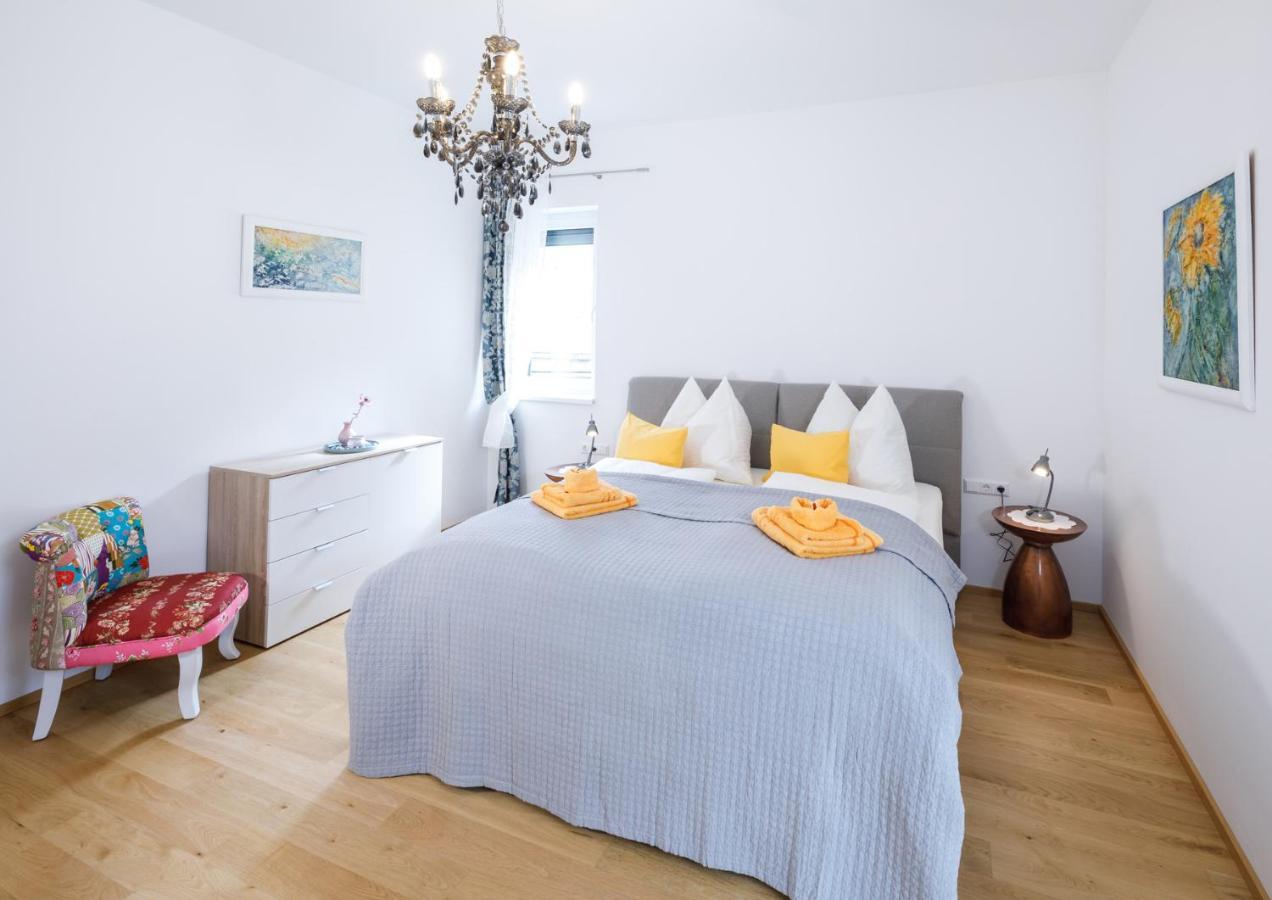 Ferienwohnung Narzisse - City Appartement Im Kurpark Bad Aussee Ngoại thất bức ảnh