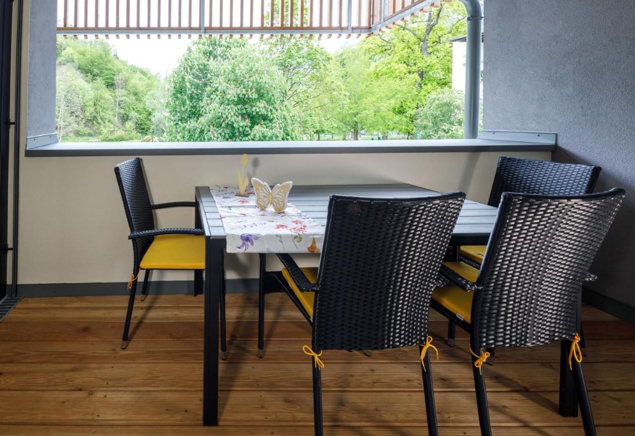 Ferienwohnung Narzisse - City Appartement Im Kurpark Bad Aussee Ngoại thất bức ảnh