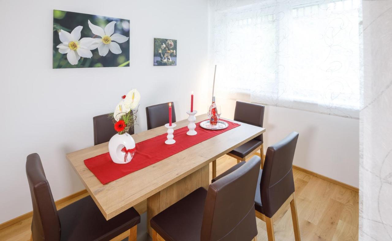 Ferienwohnung Narzisse - City Appartement Im Kurpark Bad Aussee Ngoại thất bức ảnh